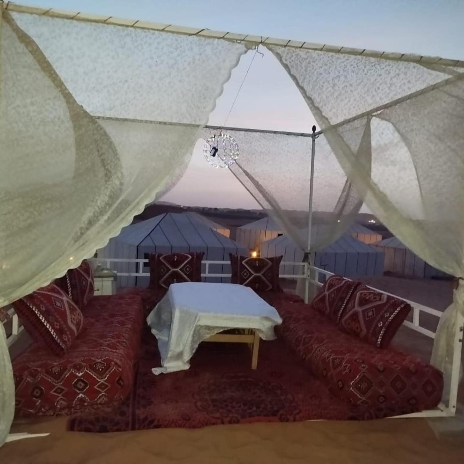 Desert Romantic Camp Мерзуга Экстерьер фото